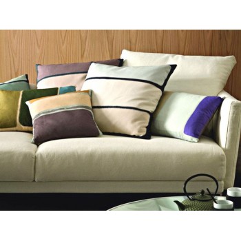 Как выбрать подушку на диван